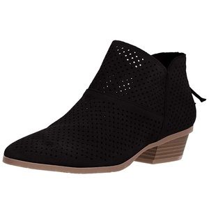 Reaction Kenneth Cole Black Bootie